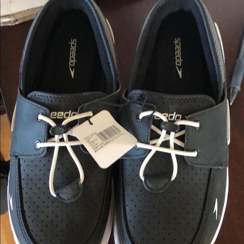 Speedo water shoes